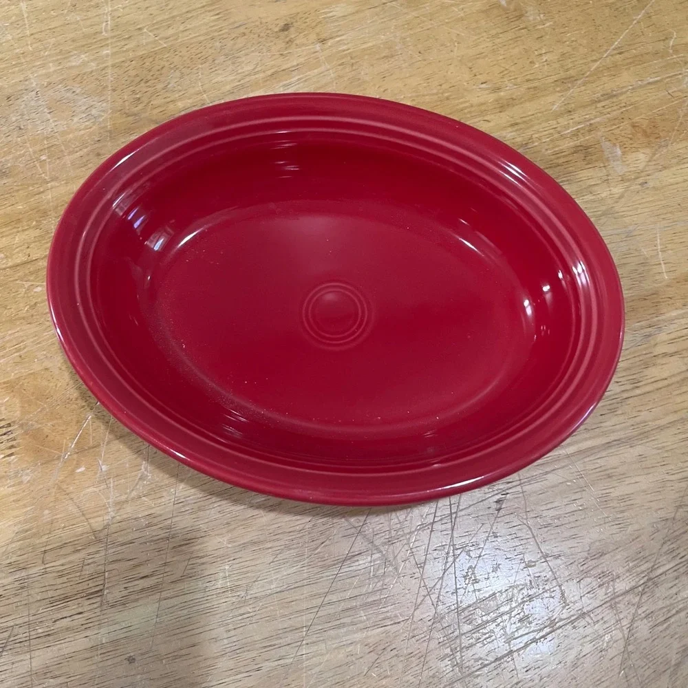 Fiesta Scarlet Red Oval Vegetable Serving Bowl 9.25 Inch Art Deco USA‎ Ceramic